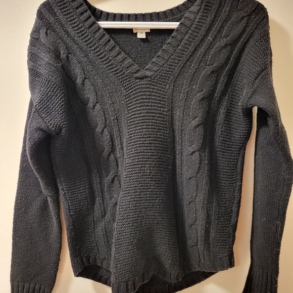 Guess sweater - black size small - Picture 3 of 4